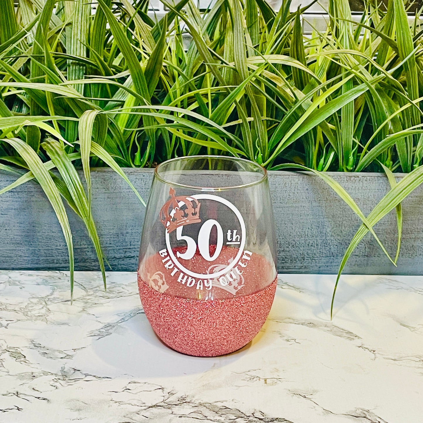 Peek -A-Boo Wine Glass Digital File| Birthday Queen Glitter Wine Glass | Gift For Birthday Girl | Birthday Diva | Glitter Wine Glass | Birthday Queen